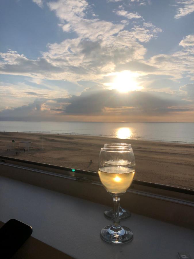 Luxe App - Zeedijk Mariakerke - Prachtig Zeezicht Apartamento Ostende Exterior foto